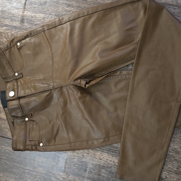 White House Black Market Denim - WHBM WHITE HOUSE BLACK MARKET    Vachetta Brown Faux Leather Skinny Jeans sz 0 L